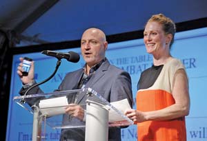 Tom Colicchio and Julianne Moore