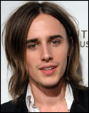 Reeve Carney