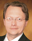 Lowell Peterson