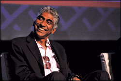 Hyde Park Entertainment’s Ashok Amritraj spoke of 3D’s international prospects. 