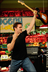 Garret Dillahunt