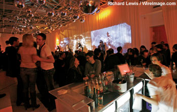 The '300' party took over the hip Bangaluu club where the film's stars partied with the crowd.