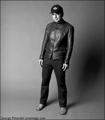  Daniel Lanois ' film 'Here Is What Is' will screen during the SXSW film fest and the album of the same name will be released March 18. Drummer Brian Blade will accompany Lanois in Austin.