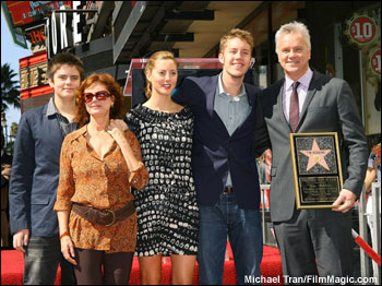 Tim Robbins - Walk of Fame - Photo Gallery - Variety - photos ... Tim Robbins - Walk of Fame - Photo Gallery - Variety - photos ...