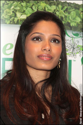 Freida Pinto attends the Film Independent screening of 'Slumdog Millionaire' in Los Angeles -- November 6, 2008 Review: Slumdog Millionaire 