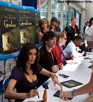 Teri Hatcher, Neil Gaiman, Henry Selick and Keith David sign copies of the 'Coraline' DVD on Friday. • Complete Comic-Con coverage 
