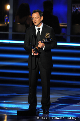 'Lost' star Michael Emerson accepts his drama actor Emmy award.