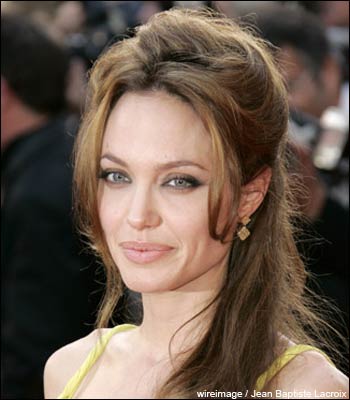 Angelina Jolie In Beowulf. #39;Beowulf#39; star Angelina Jolie