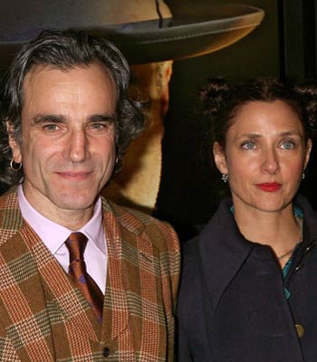 Actor Daniel Day-Lewis and wife Rebecca Miller arrive at The ‘There Will Be Blood’ Premiere at the Ziegfeld Theater on December 10, 2007 in New York City.