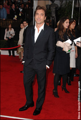 Actor Javier Bardem arrives to the 14th Annual Screen Actors Guild Awards at the Shrine Auditorium on January 27, 2008 in Los Angeles, California.